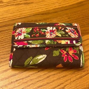 Vera Bradley medium size wallet